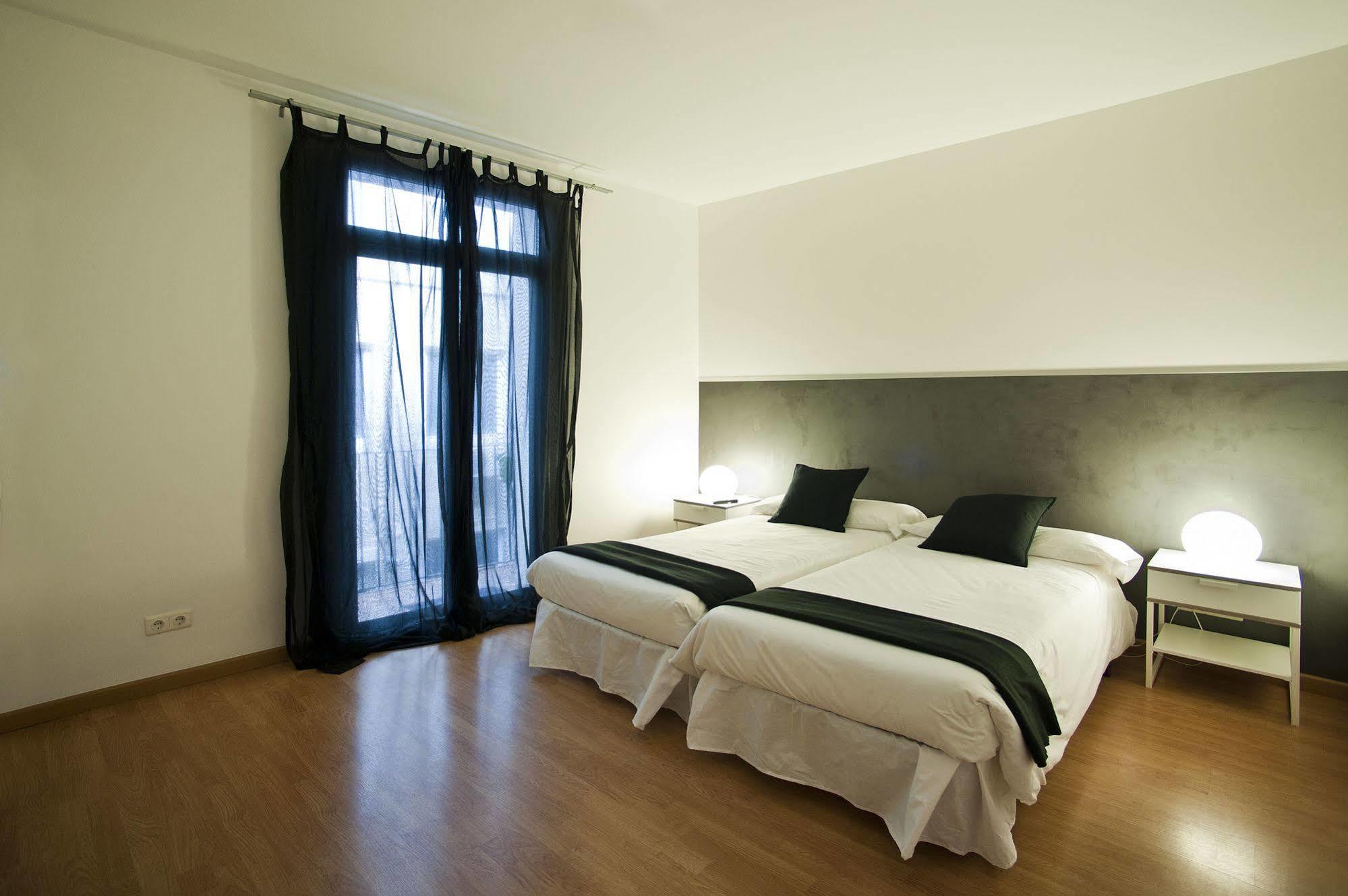Super Balmes Guest House Barcelona Kültér fotó