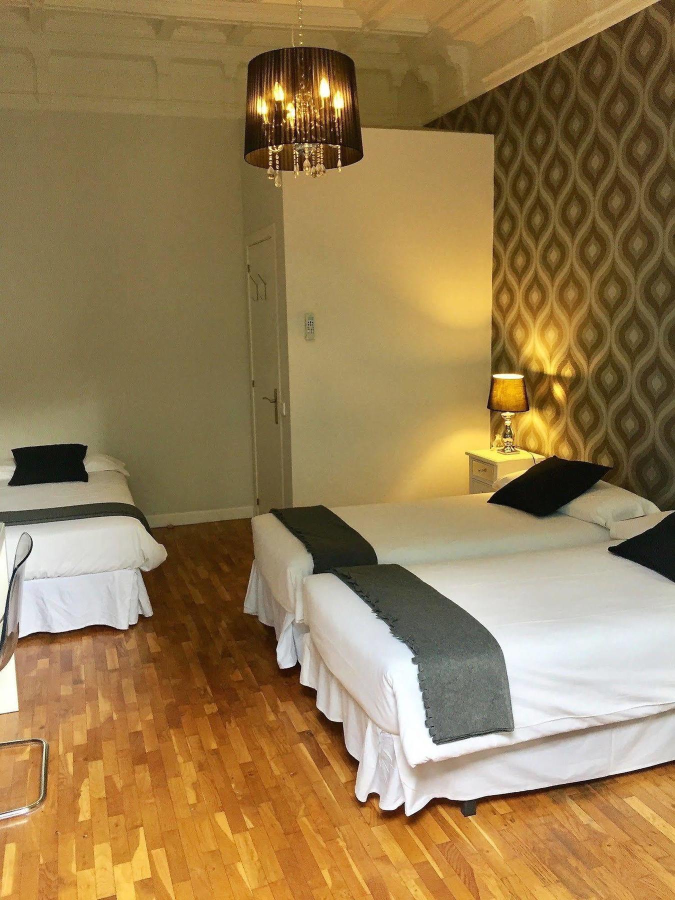 Super Balmes Guest House Barcelona Kültér fotó